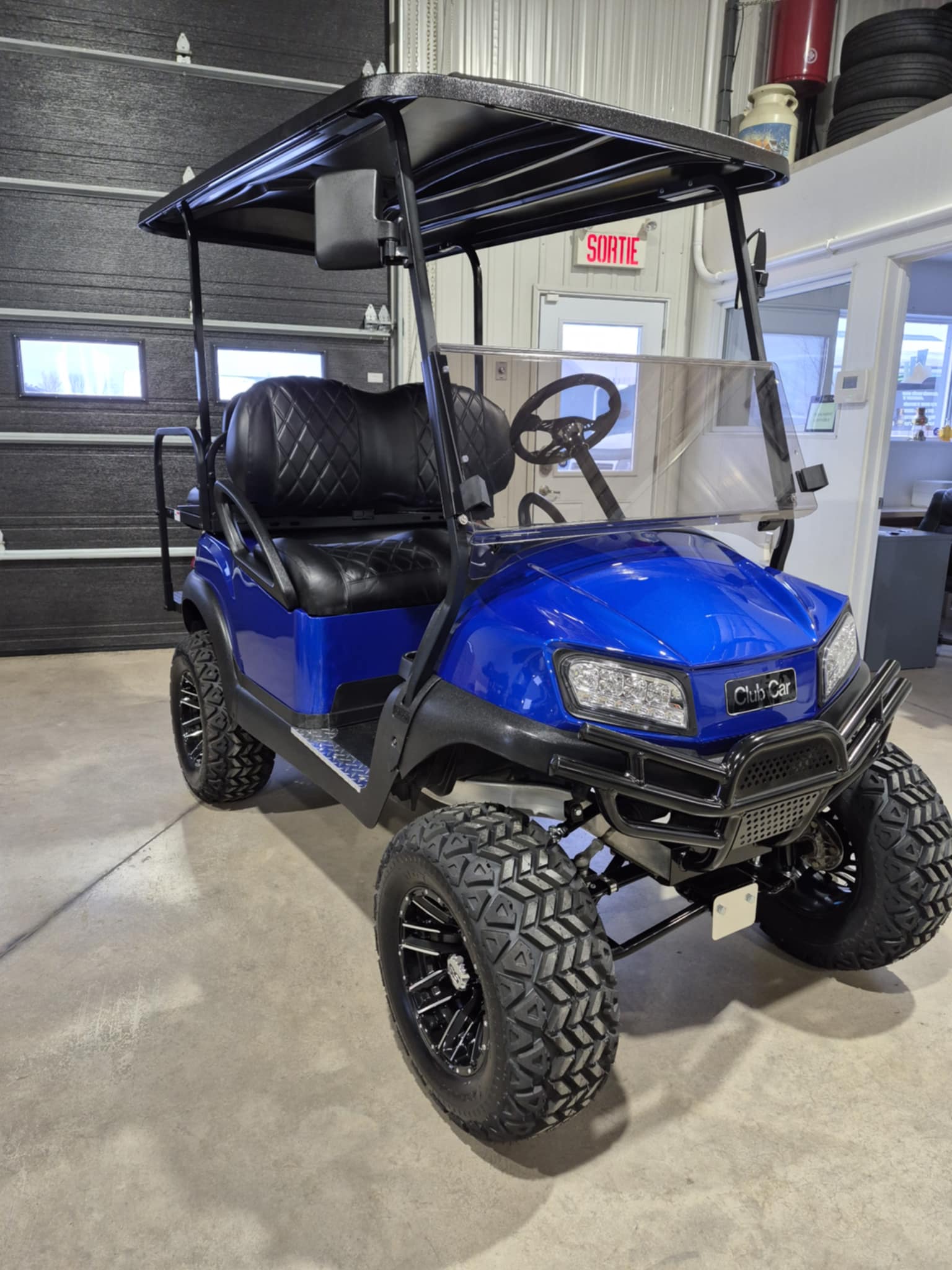 Club Car Tempo 2022   Saphir  Lifté 6''