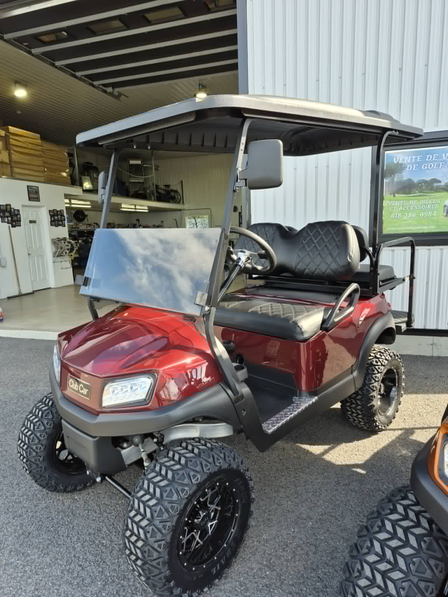 Club Car Tempo 2023 Lifté     Bourgogne
