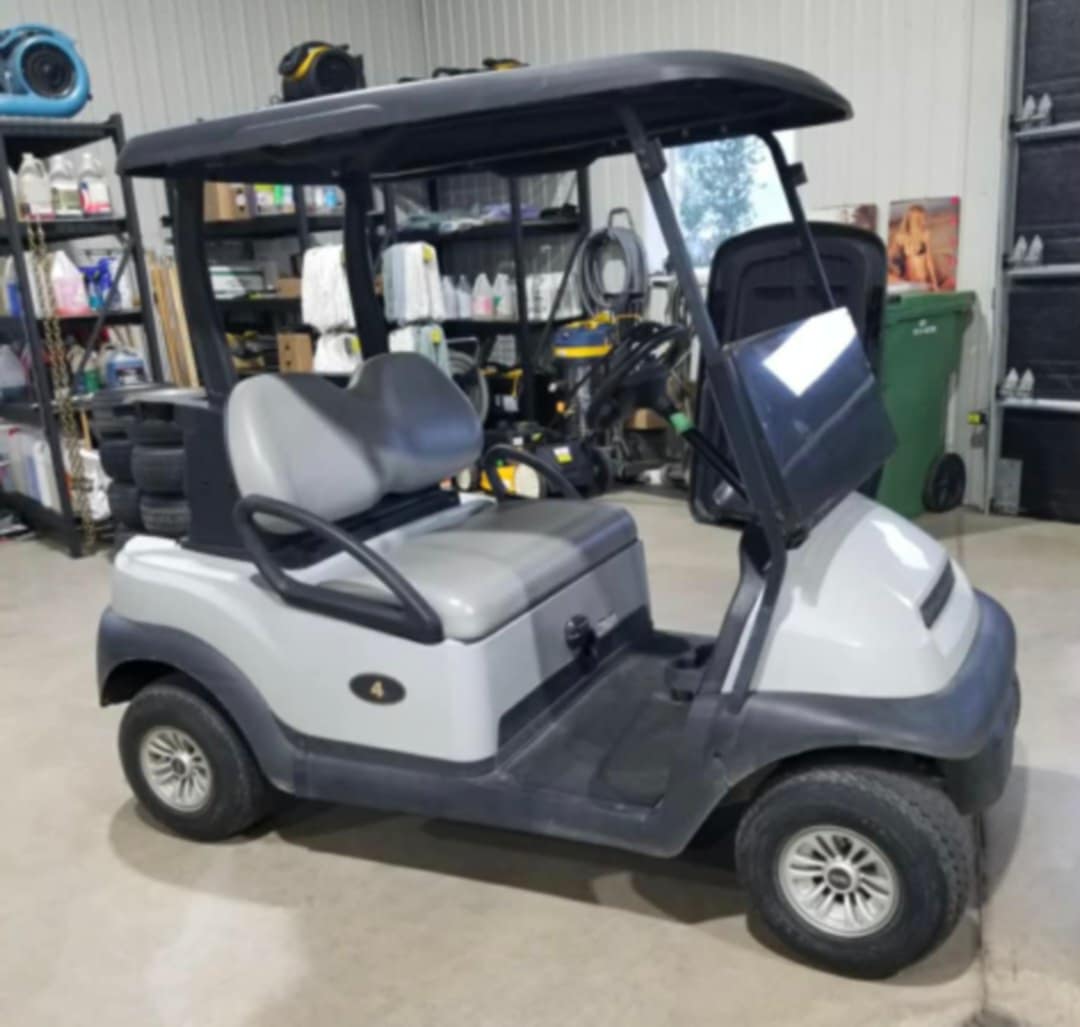 Club Car Précédent 2017   Gris